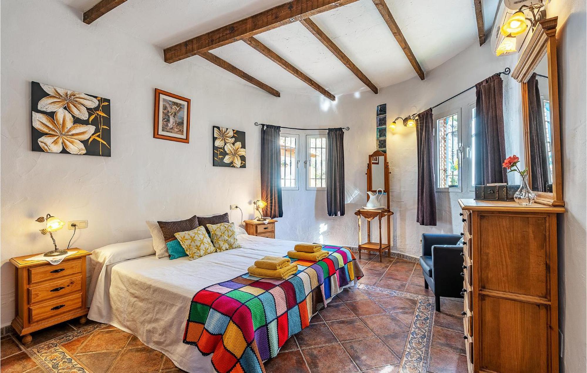 Amazing Home In Frigiliana With Kitchen エクステリア 写真
