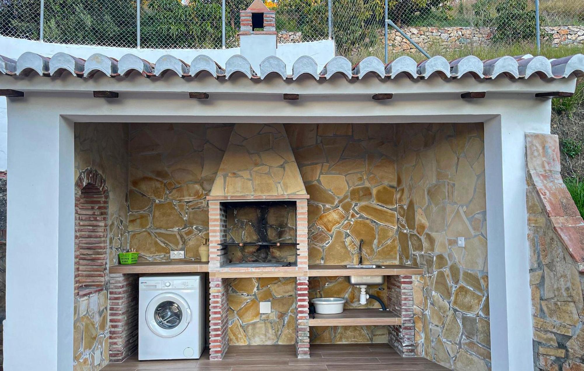 Amazing Home In Frigiliana With Kitchen エクステリア 写真
